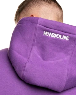 BLUZA Z KAPTUREM STICKERS VIOLET