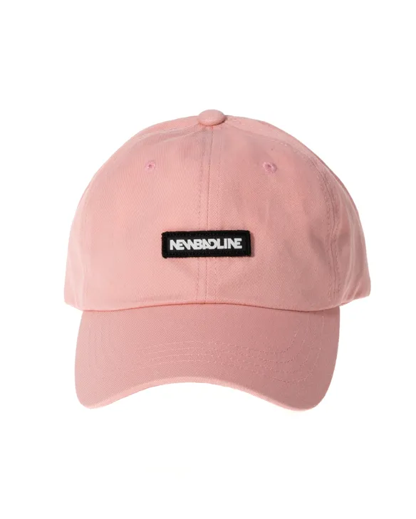 CZAPKA Z DASZKIEM BASIC PINK