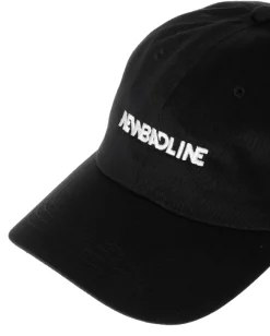 CZAPKA Z DASZKIEM CLASSIC BLACK